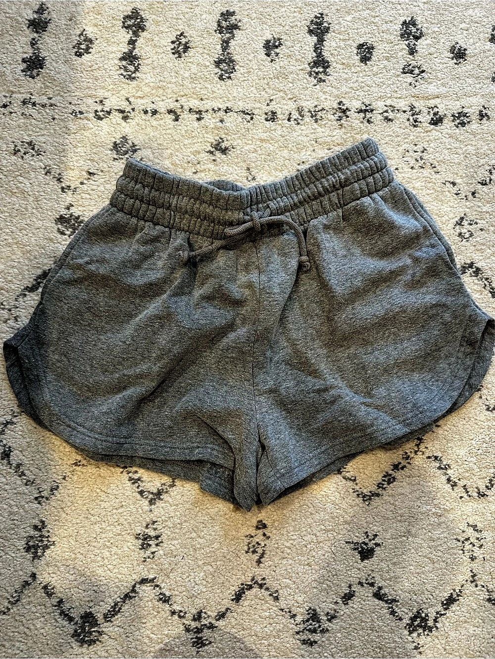 Wild Fable Women's Fleece Pull-On Shorts Gray. Medium